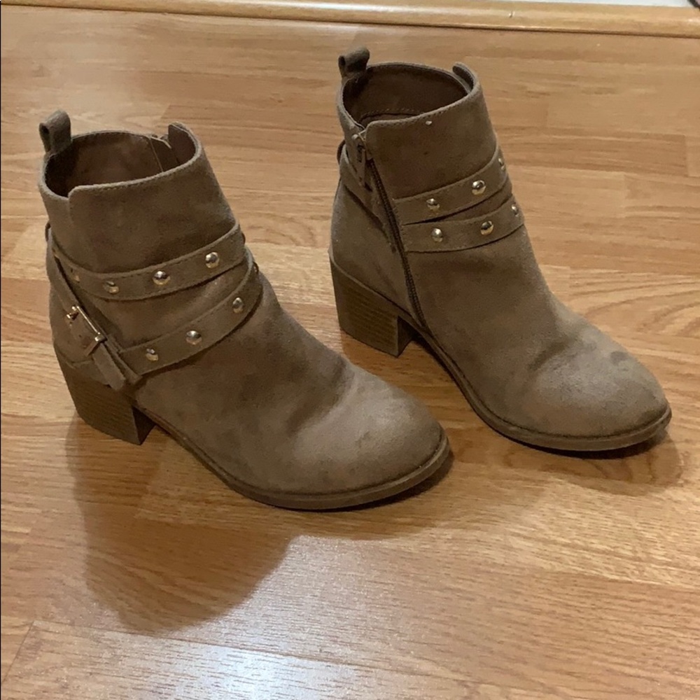 Girls tan booties